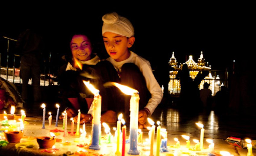 Why do Sikhs celebrate Diwali? They are actually celebrating Bandi